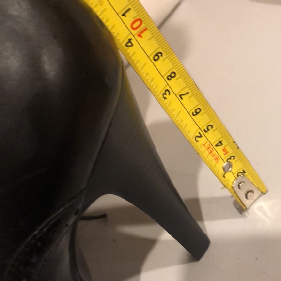 Black leather Oxford heels ALDO, size 7, new, with anti- slip stickers - Picture 13 of 15